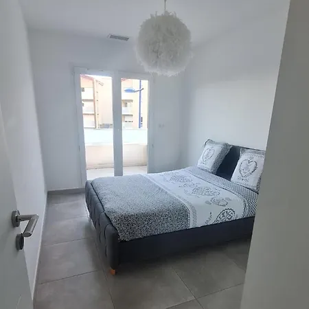 Maison 4 12 Personnes فيلة Cabestany